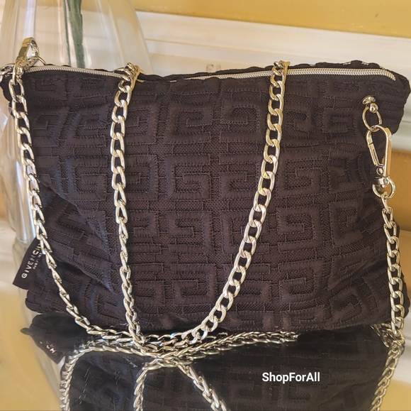 Givenchy - Picture 5 of 12